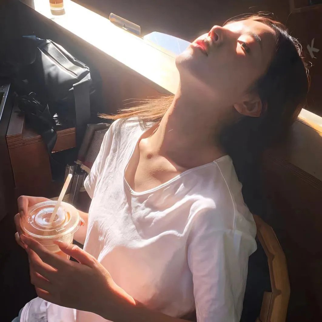 爱已成灰再见无缘